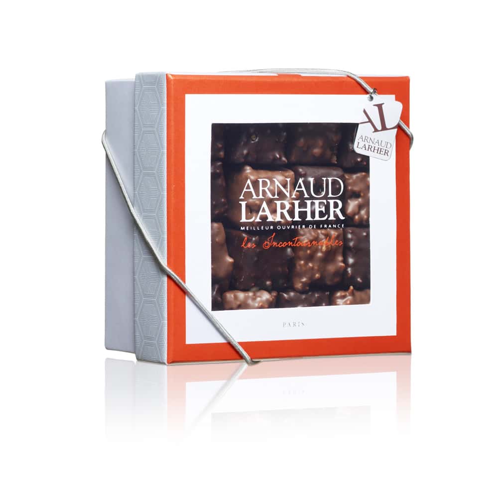 Pralinés Chocolat Noir et Lait Noisettes Amandes 240g - 16 pièces Bouchées Tendance