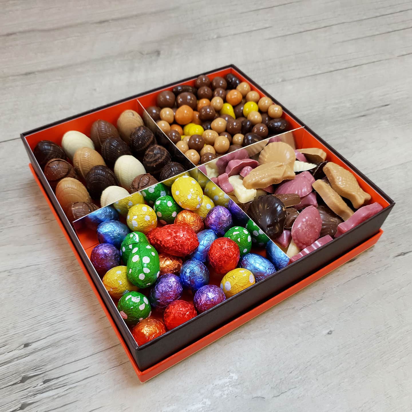 Corbeille Assortiment chocolats de Pâques kg