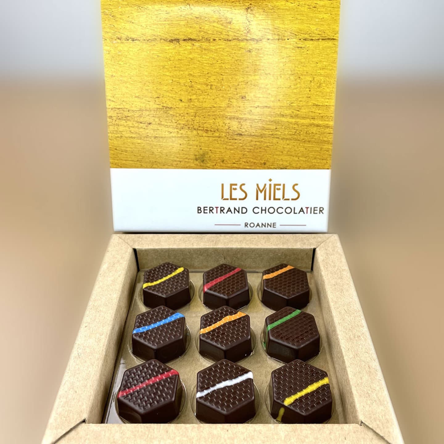 Coffret cadeau doré chocolat - 25 pièces