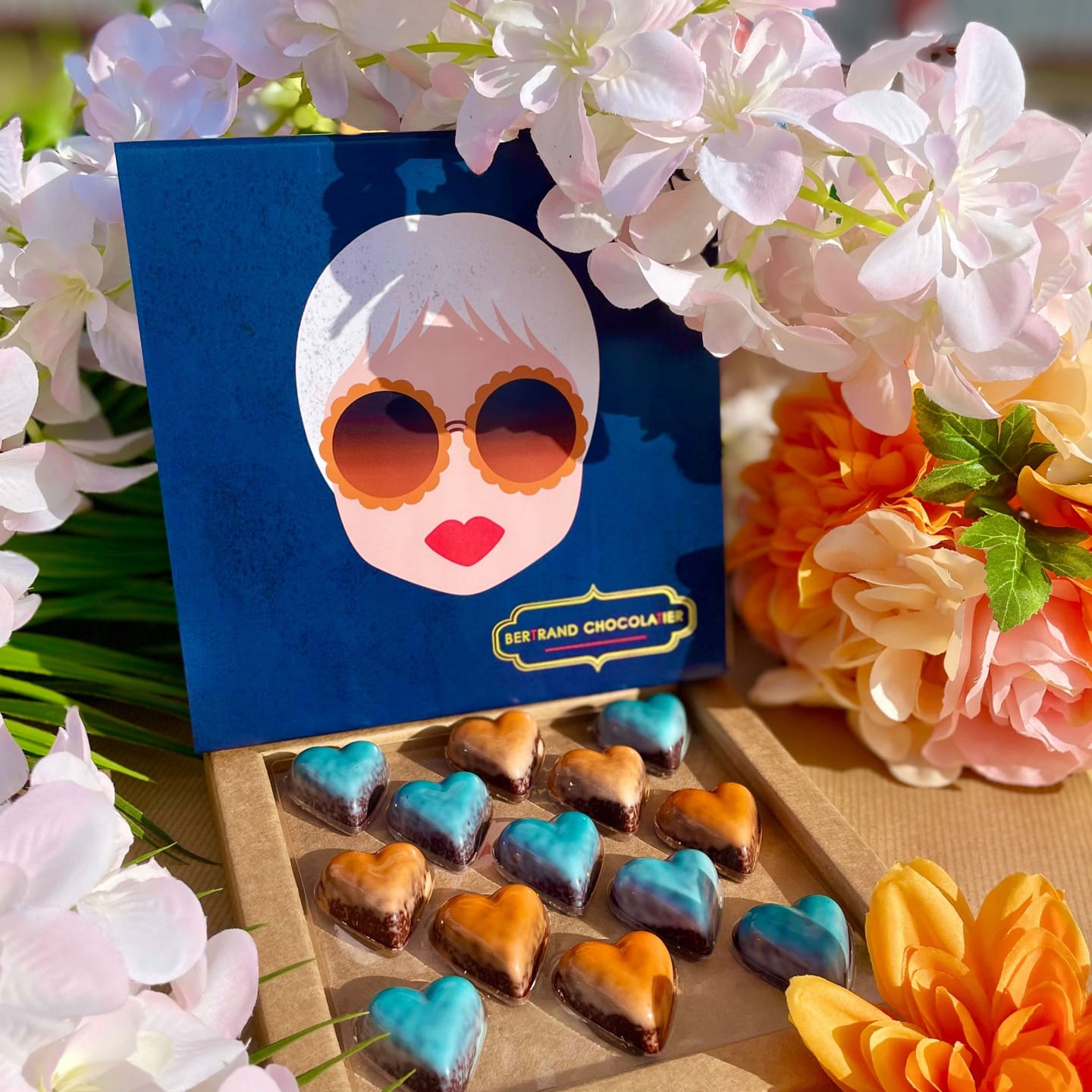 Assortiment Coeurs Chocolat Fête des Mères 145g - 13 pièces Maman Cool Bleu Foncé
