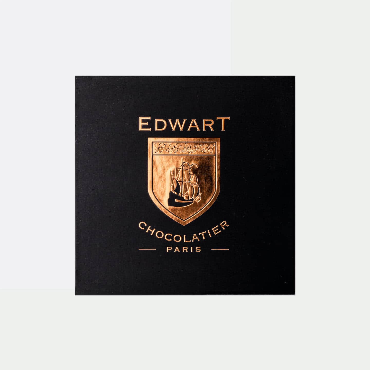 Assortiment Chocolats Pralinés Noir et Lait 80g - 16 pièces