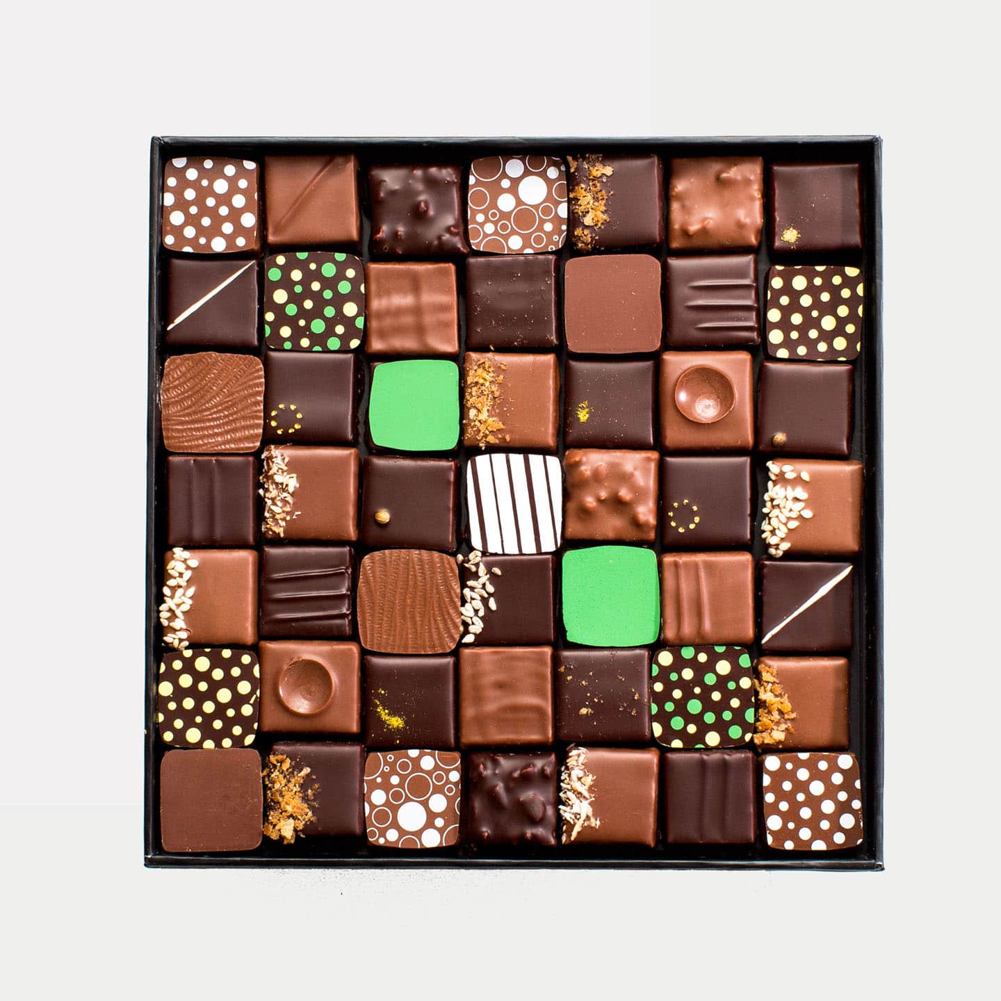 Assortiment Chocolats Noir et Lait 245g - 49 pièces