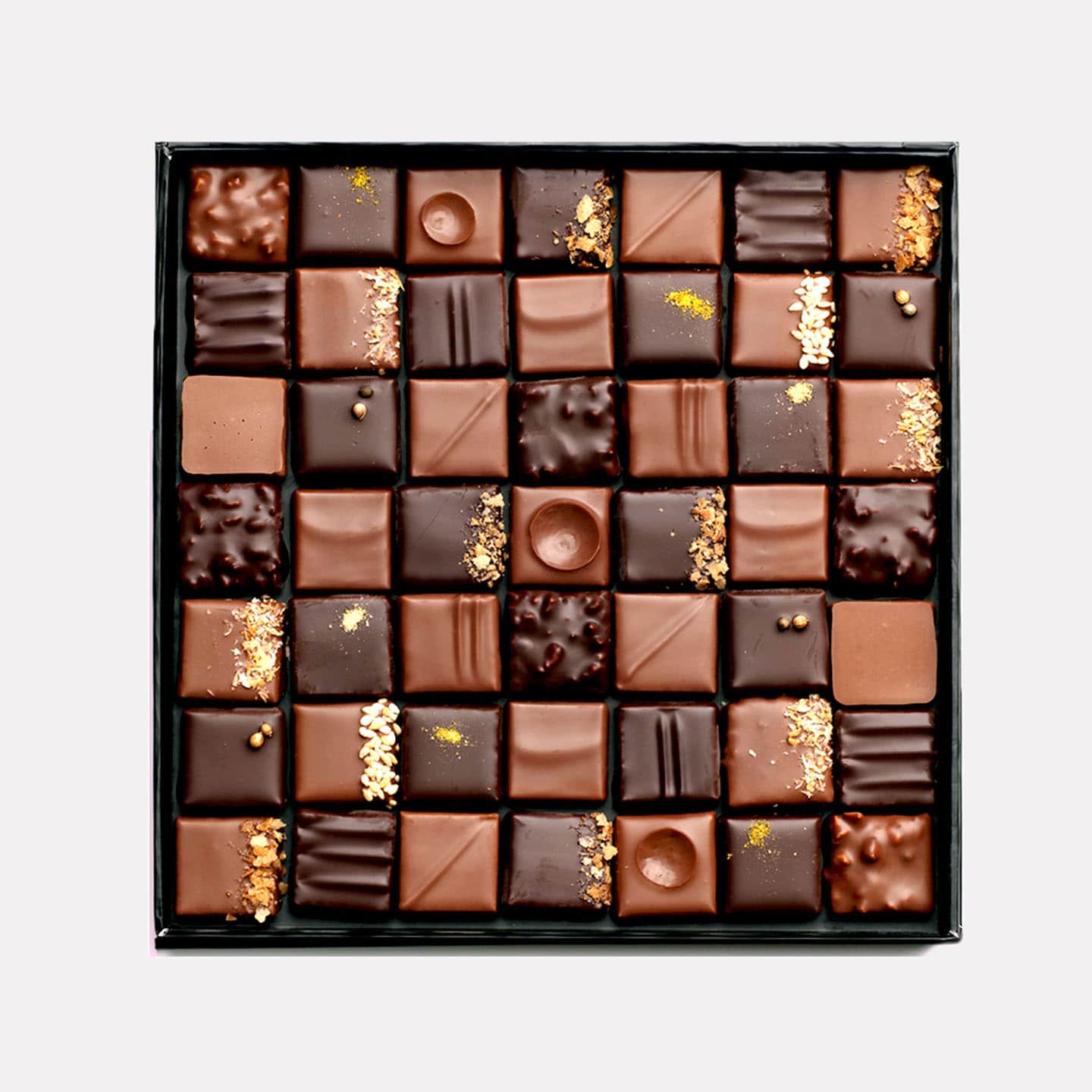 Assortiment Chocolats Pralinés Noir et Lait 245g - 49 pièces