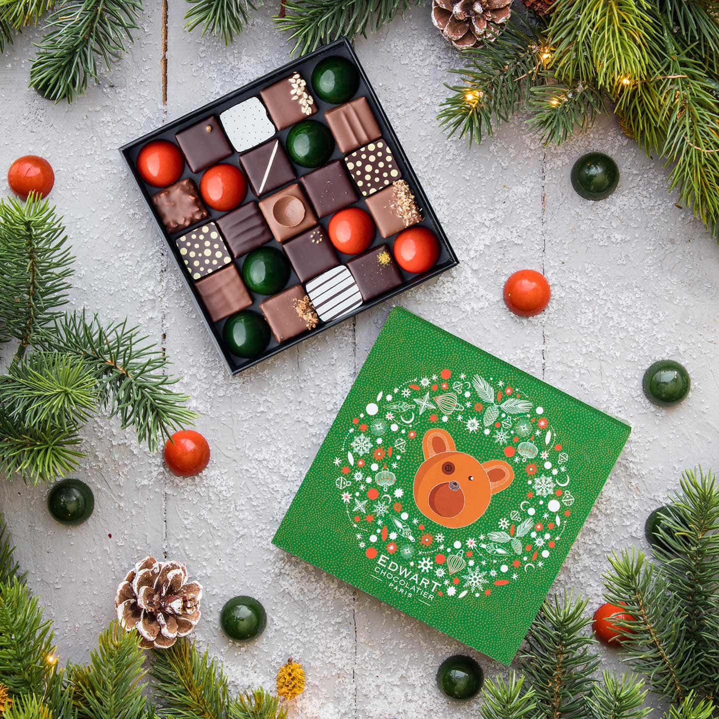 Assortiment Chocolats Noir et Lait Noël 125g - 25 pièces