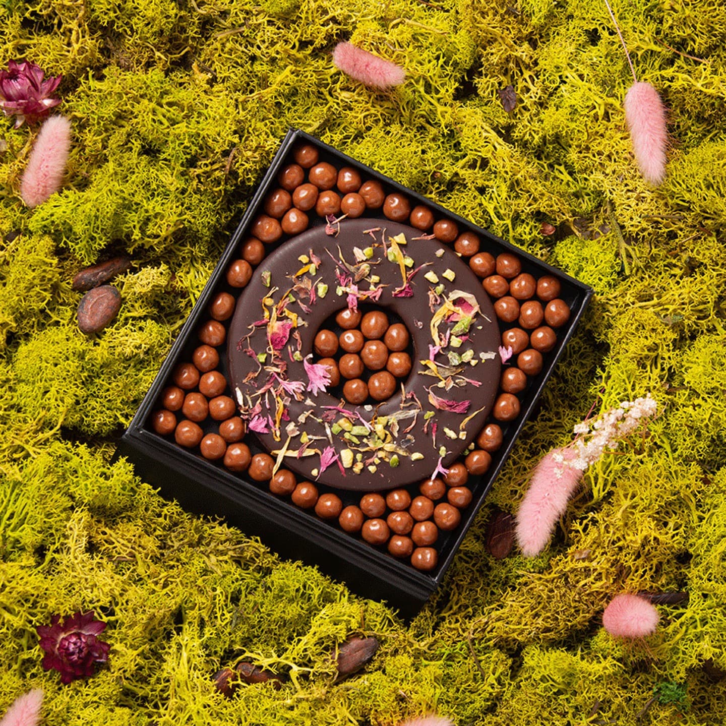 Couronne Chocolat Noir et Gourmandises Lait Fête des Mères 1100g