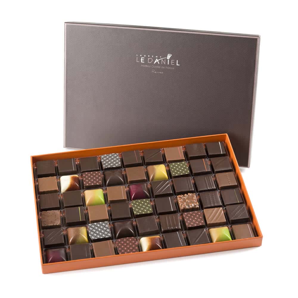 Assortiment Chocolats Noir et Lait 540g - 54 pièces