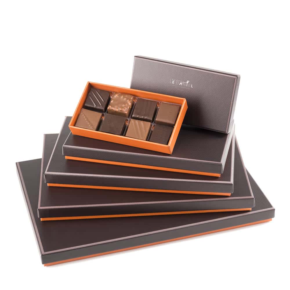 Assortiment Chocolats Pralinés Noir et Lait 540g - 54 pièces