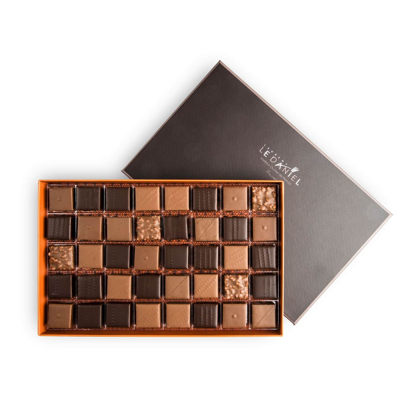 Assortiment Chocolats Pralinés Noir et Lait 315g - 40 pièces