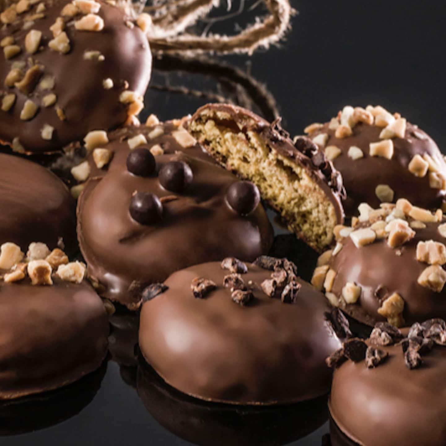 Coques Macarons enrobées Chocolat Lait 100g Croq Mac