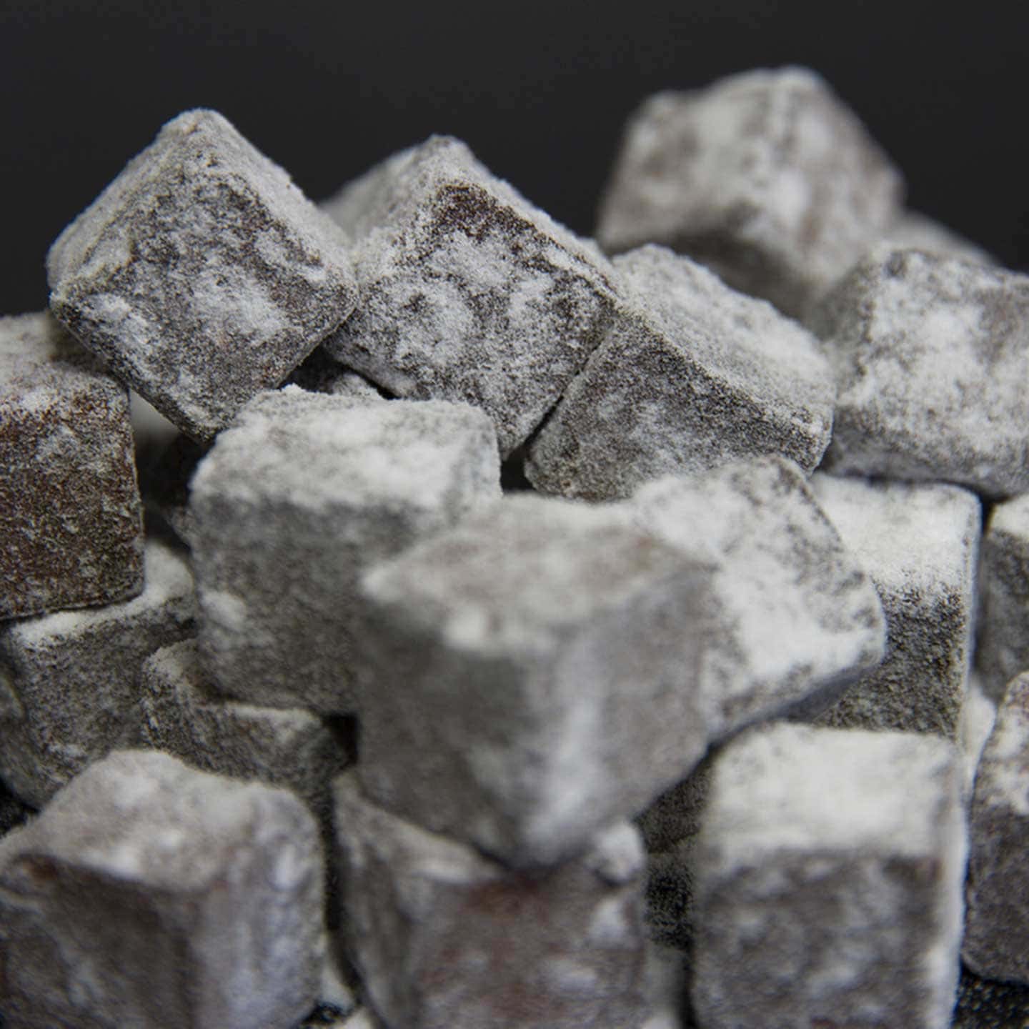 Truffes Chocolat Noir Praliné 95g - 25 pièces Pavé