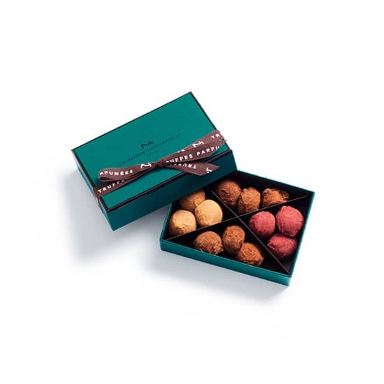 Truffes Chocolat Noir Nature, Cassis et Caramel