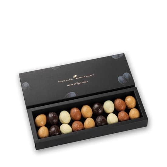 Oeufs Pralinés Feuilletine Chocolat Mélangé Pâques