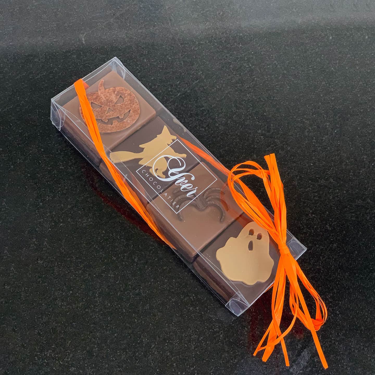 Praliné Chocolat Noir et Lait Noix de Cajou Halloween 150g