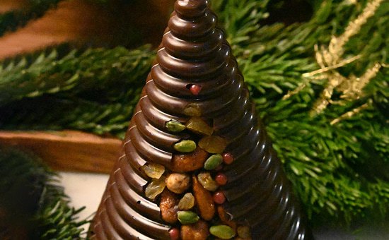 Kaufen Sie online das gesamte Weihnachtsangebot der besten Chocolatiers.
