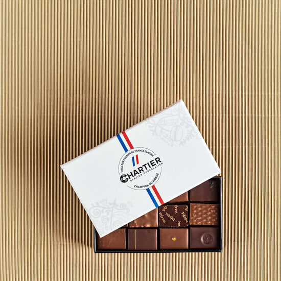 Alain Chartier Assortiment Chocolats Noir & Lait 12 Chocolats Alain Chartier Assortiment Chocolats Noir & Lait 12 Chocolats