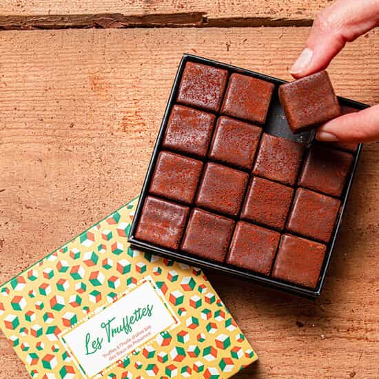 Trüffel Dunkel Bio-Olivenöl 16 Stück Trüffel Dunkel Bio-Olivenöl 16 Stück