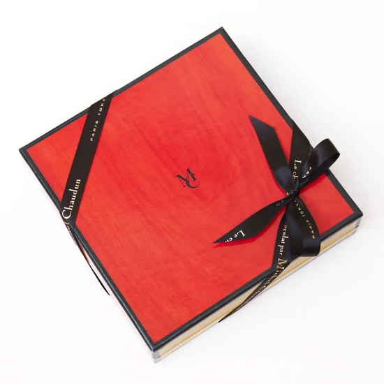 Assortiment Chocolats Noir & Lait Fêtes Coffret Rubicube 16 Chocolats Assortiment Chocolats Noir & Lait Fêtes Coffret Rubicube 16 Chocolats