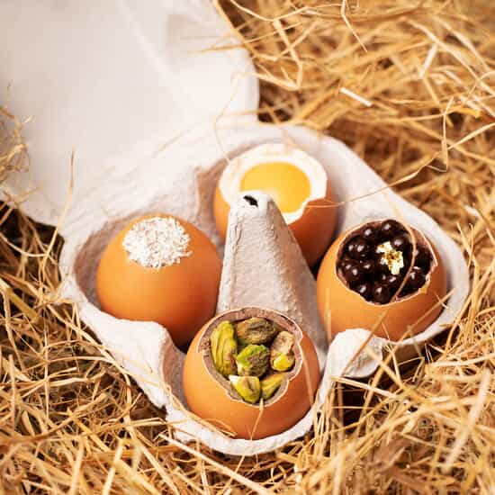 Maison Chaudun Oeufs de Pâques Chocolat Coco, Coque, Caviar & Pistache Boîte 4 Œufs