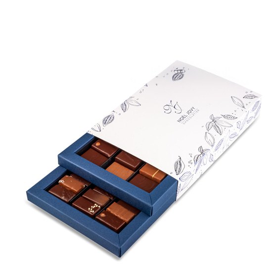 Assortiment Chocolats Noir & Lait 54 Chocolats Assortiment Chocolats Noir & Lait 54 Chocolats