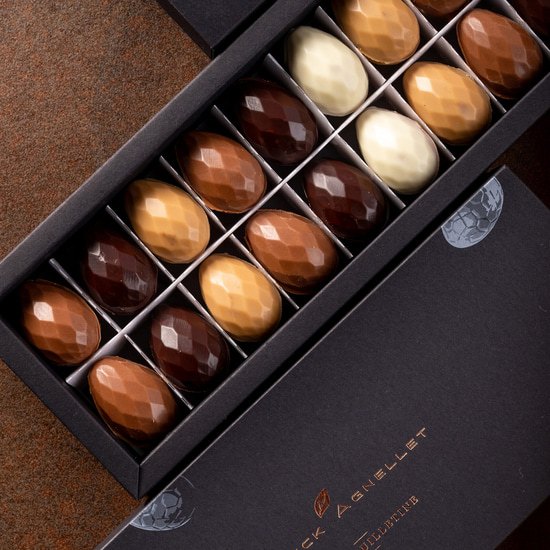 Oeufs de Pâques Chocolat Praliné 18 Œufs Oeufs de Pâques Chocolat Praliné 18 Œufs