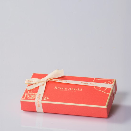 Assortiment Chocolats Noir & Lait 18 chocolats - 120g Assortiment Chocolats Noir & Lait 18 chocolats - 120g