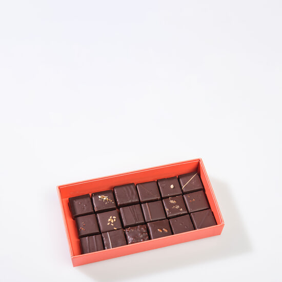 A La Reine Astrid Assortiment Chocolats Noir 18 chocolats - 120g A La Reine Astrid Assortiment Chocolats Noir 18 chocolats - 120g