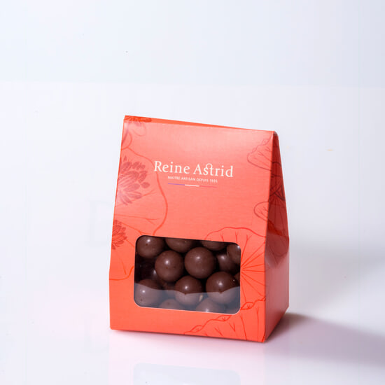 A La Reine Astrid Noisettes Chocolat Lait 200g A La Reine Astrid Noisettes Chocolat Lait 200g
