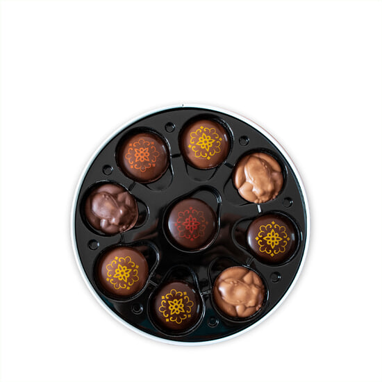 Pralinen Selektion «Emaux Bressans» & Infusion und Frösche Ain'Fluences 45 Stück Pralinen Selektion «Emaux Bressans» & Infusion und Frösche Ain'Fluences 45 Stück
