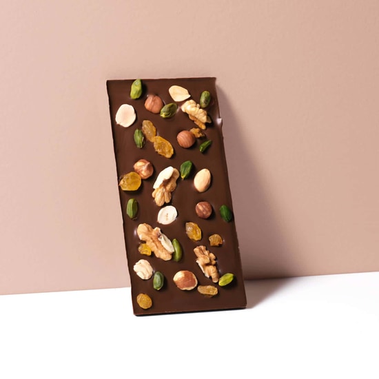 Yver Tablette Chocolat Noir 64% Mendiants 100g Yver Tablette Chocolat Noir 64% Mendiants 100g